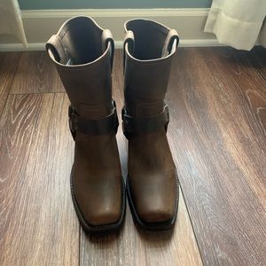 Size 8 Frye Harness boots.